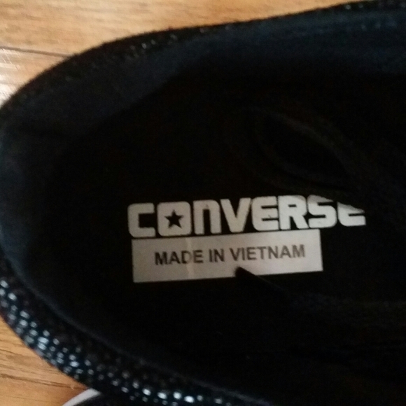 **SOLD**Women's Converse Athletic Shoes Sz 8 - Picture 5 of 8